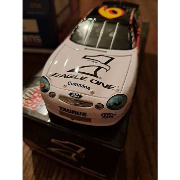 Vintage 99 Racing Champions Mark Martin Eagle One Die Cast Nascar Race Car 1:24 - Picture 8 of 12